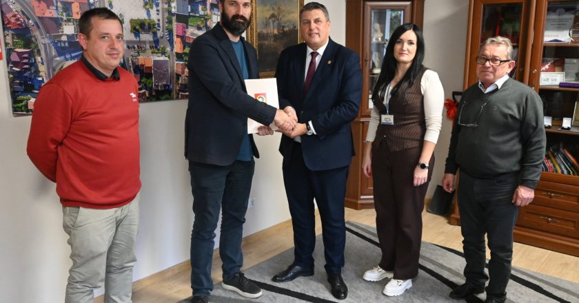 Umowy na remonty dróg podpisane